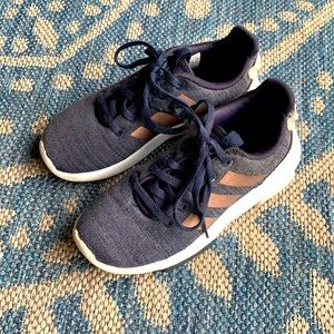 Girls Adidas cloud foam